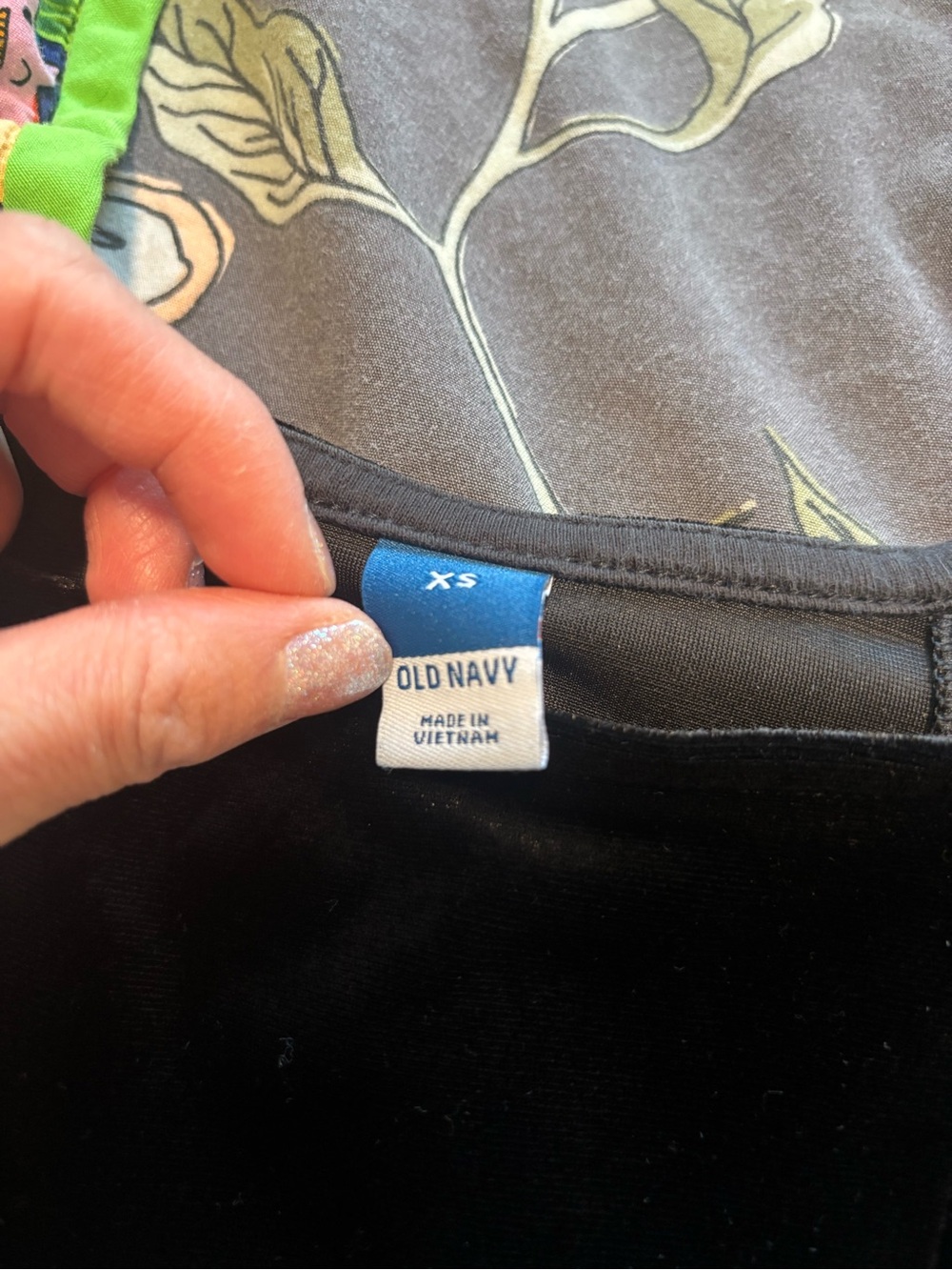 Old Navy Black Velvet Square-Neck Tank - Picture 3 of 3